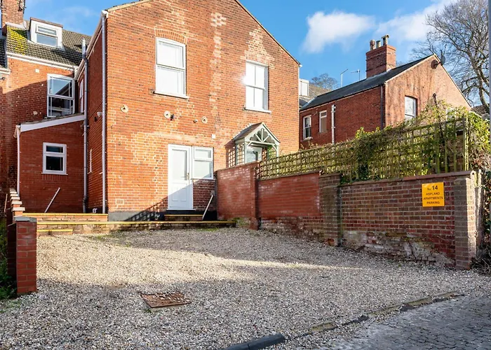 1 Riverside Apartments